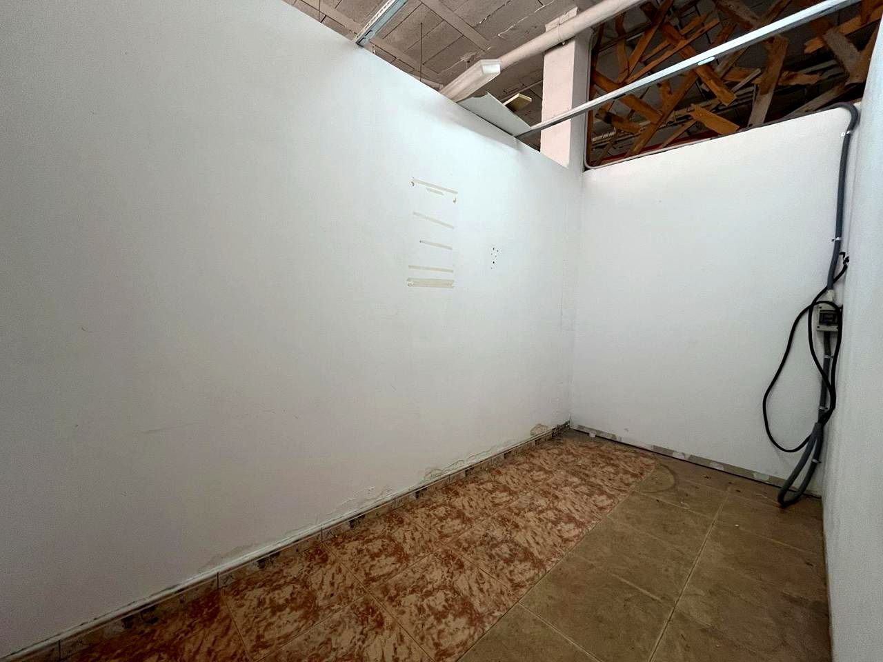 locales-comerciales en alagon ·  80000€