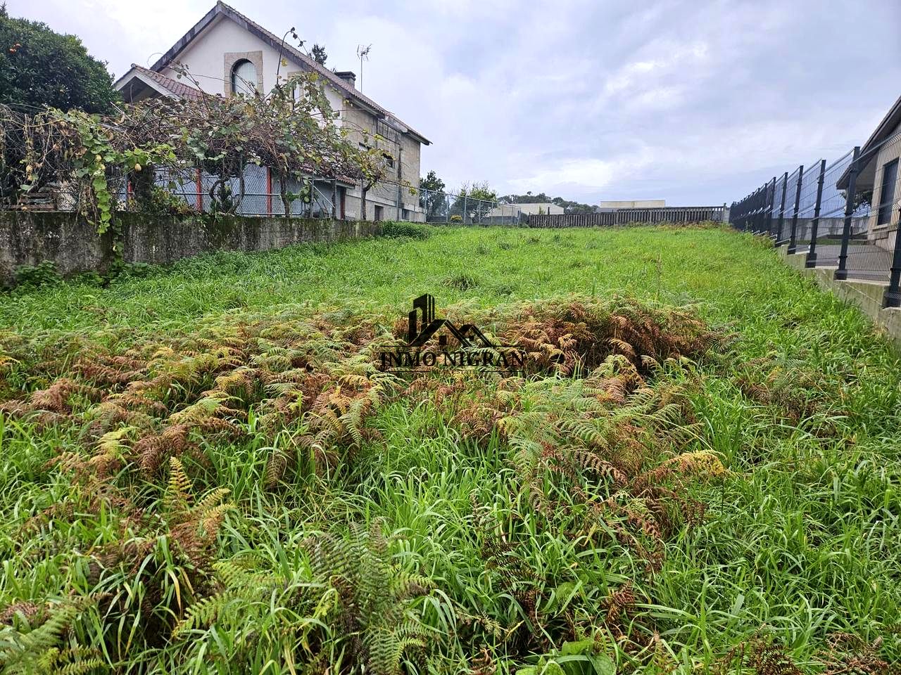Land in Camiño Eixon, Vigo, Pontevedra of 564 m2