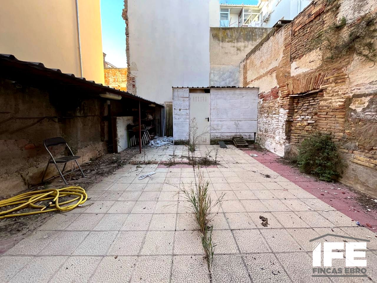 locales-comerciales en alagon · calle-san-antonio-50630 80000€