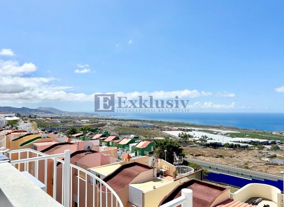 Villa in Barrio Los Menores, Santa Cruz de Tenerife of 165 m2