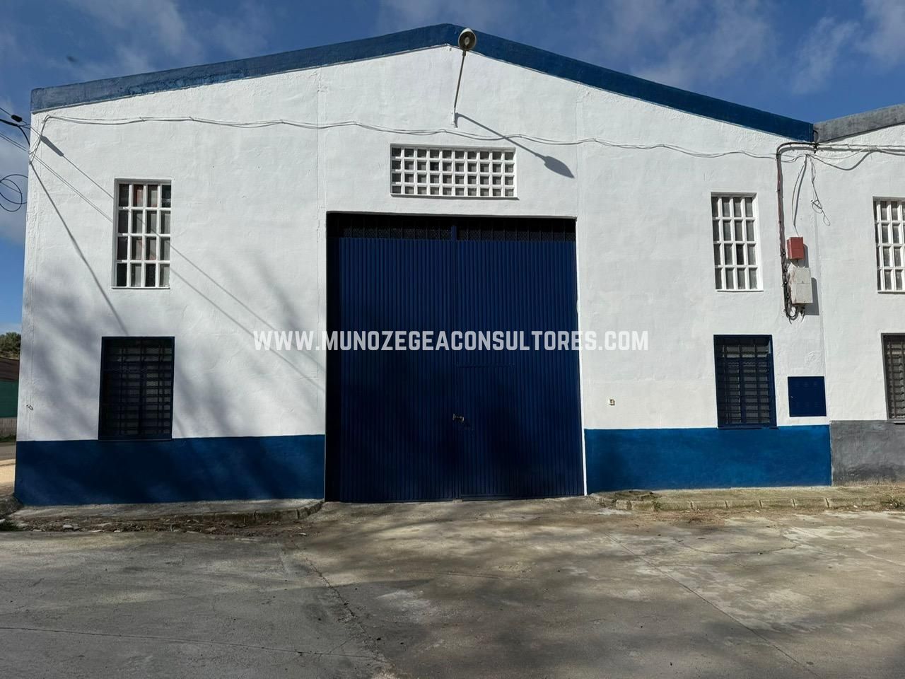 Nave industrial en Carretera de Jauja, Lucena, Córdoba de 400 m2