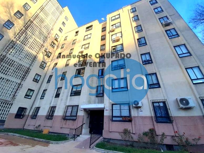 Flat in Calle de Alzola, Madrid, Madrid of 85 m2