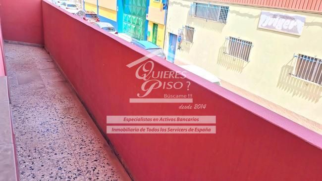 Piso en Calle General Aranda, Las Huesas, Las Palmas de 130 m2