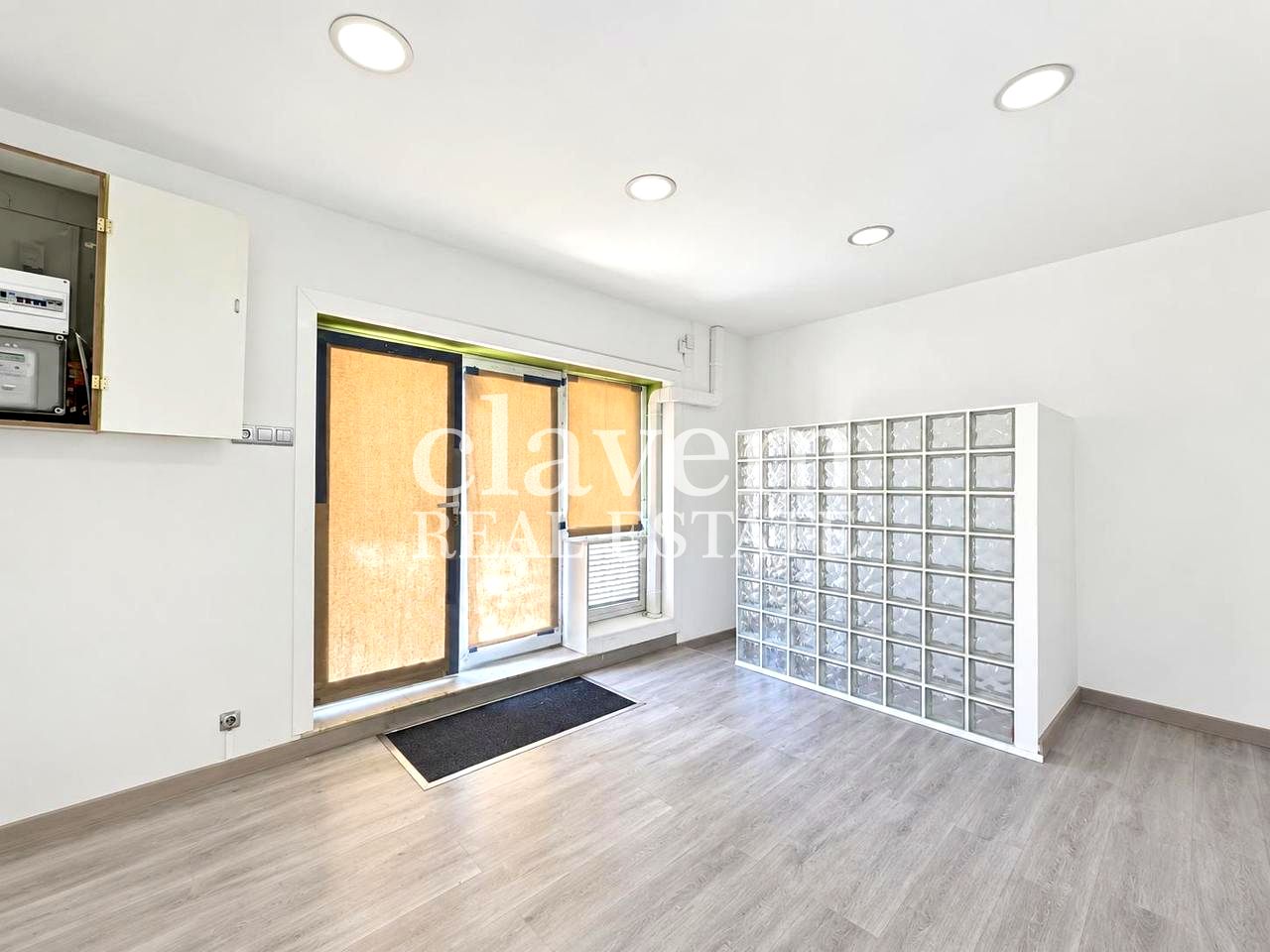 Local en Carrer de Jaume Pinent, Barcelona, Barcelona de 40 m2