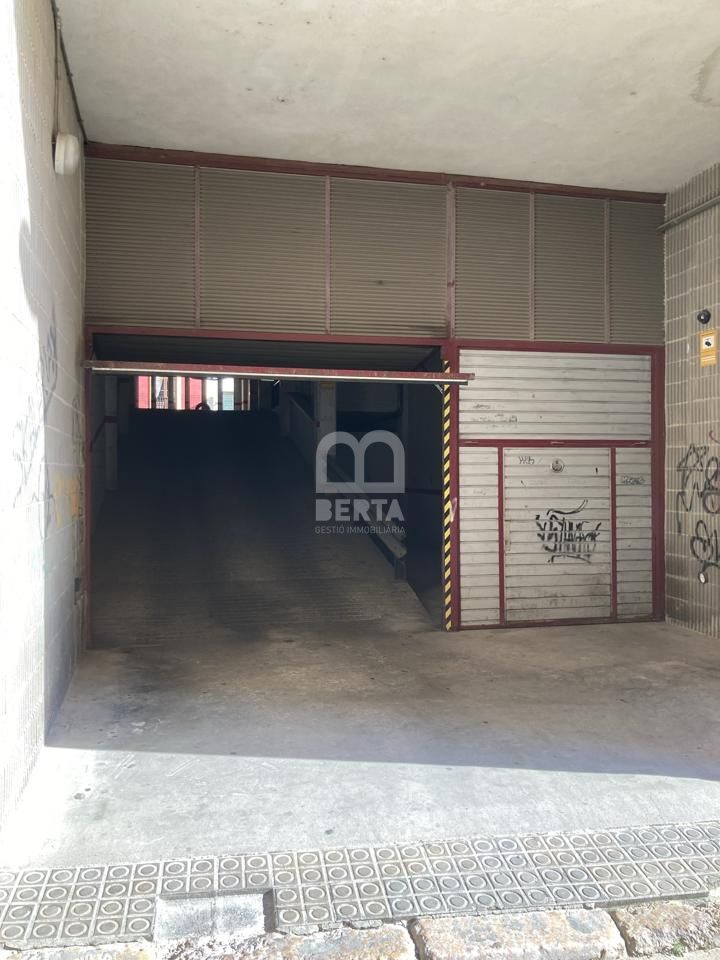 Plaza de parking en Muralla de Sant Antoni, Valls, Tarragona de 9 m2