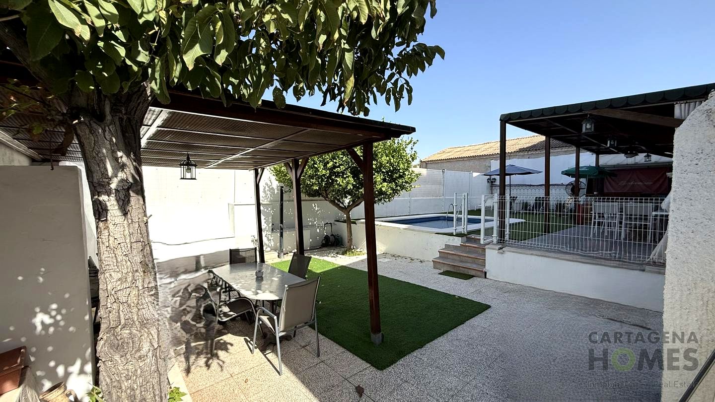 villas en murcia · la-alberca 330000€