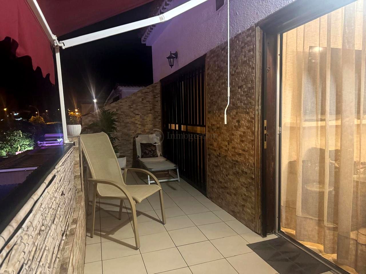Piso en Avenida Jose Antonio Tavio, Arona, Santa Cruz de Tenerife de 80 m2