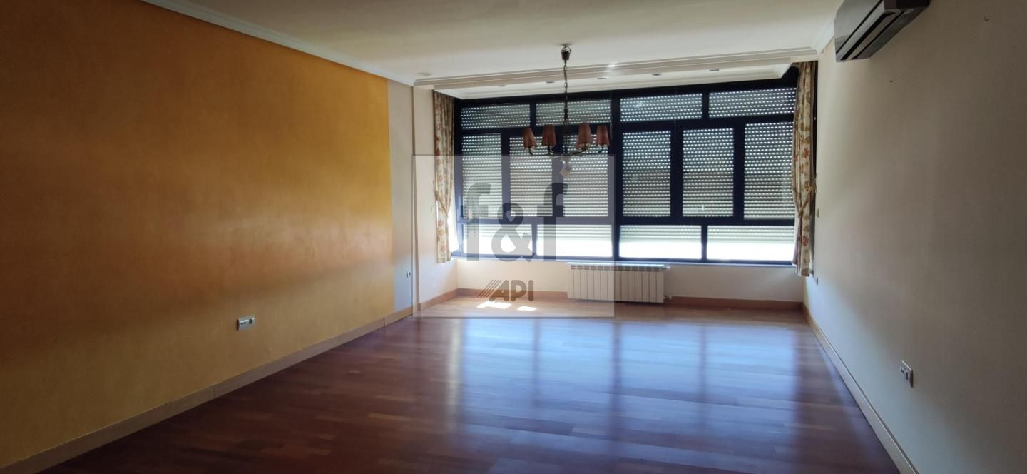 Piso en Calle Cardenal Siliceo, Plasencia, Cáceres de 180 m2