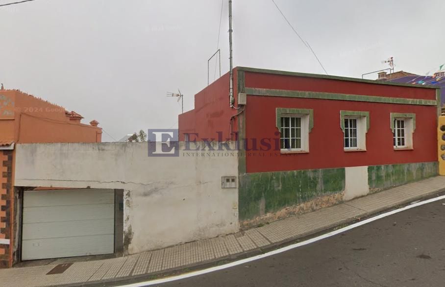 Villa in La Orotava, Santa Cruz de Tenerife of 148 m2