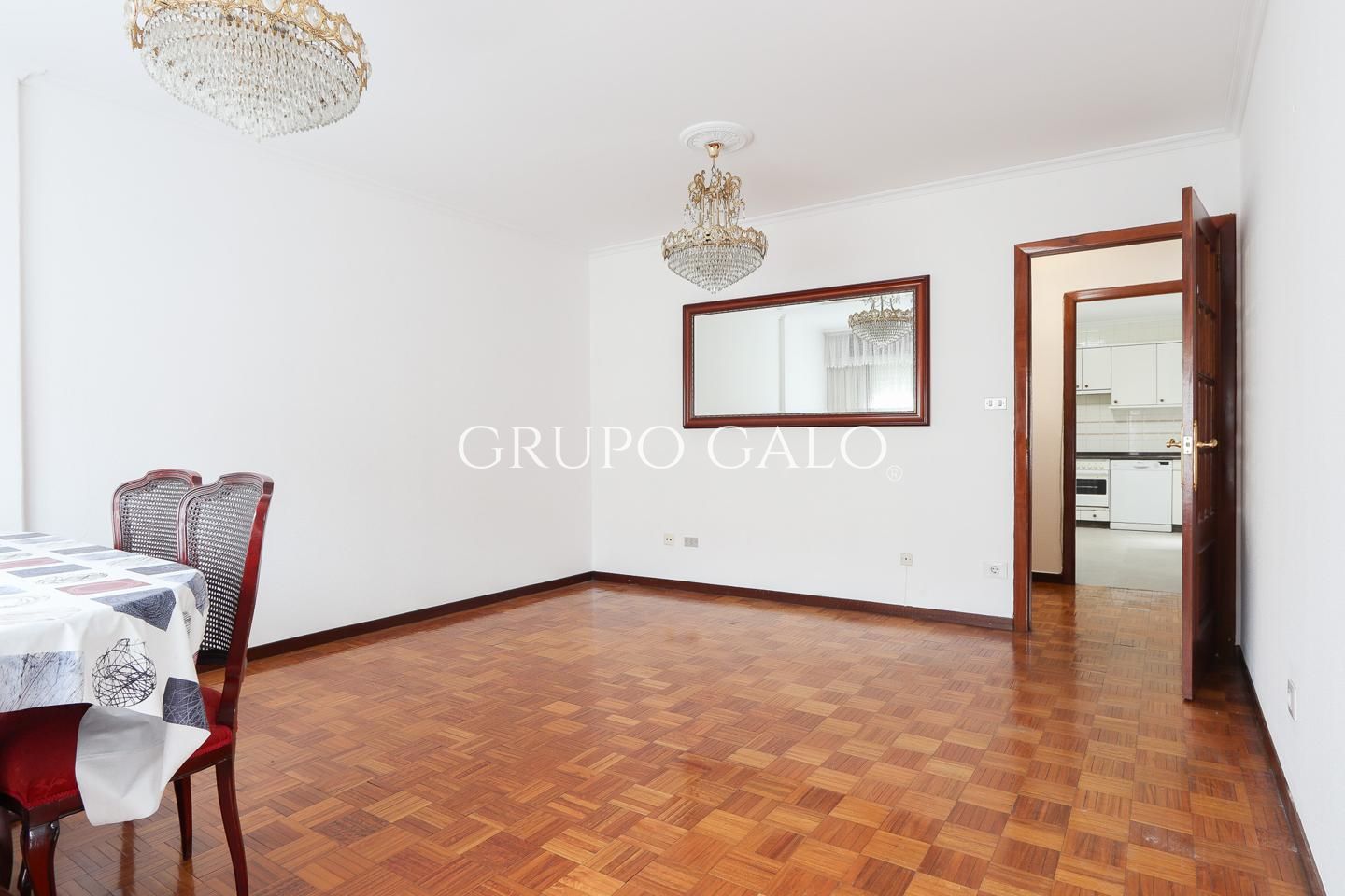 Piso en Avenida de Emilio Martínez Garrido, Vigo, Pontevedra de 80 m2
