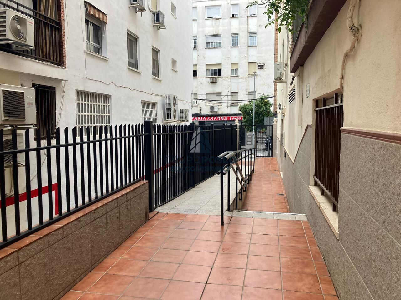 Piso en Calle Camino de la Barca, Córdoba, Córdoba de 100 m2