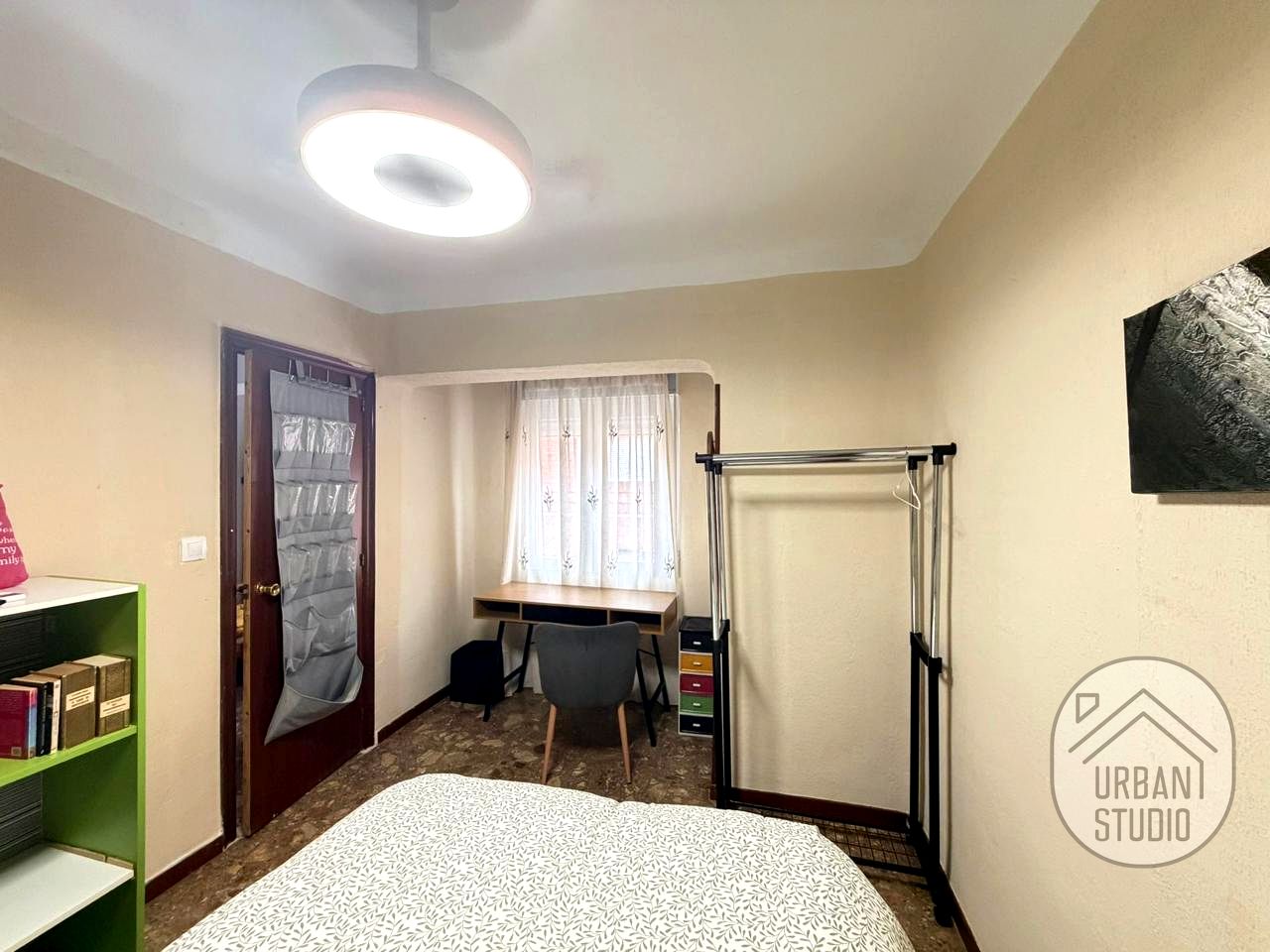 Habitación en Avinguda d'Aguilera, Alacant, Alicante de 12 m2