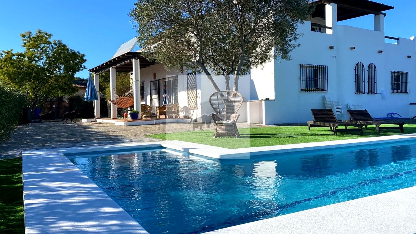 Casa rústica en Estepona, Málaga de 300 m2