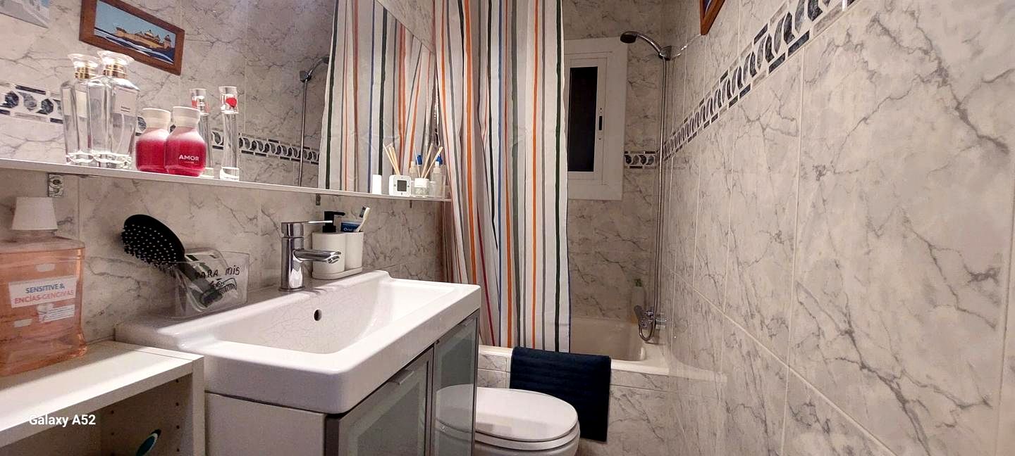 pisos en barcelona · carrer-d'escocia-08016 250000€