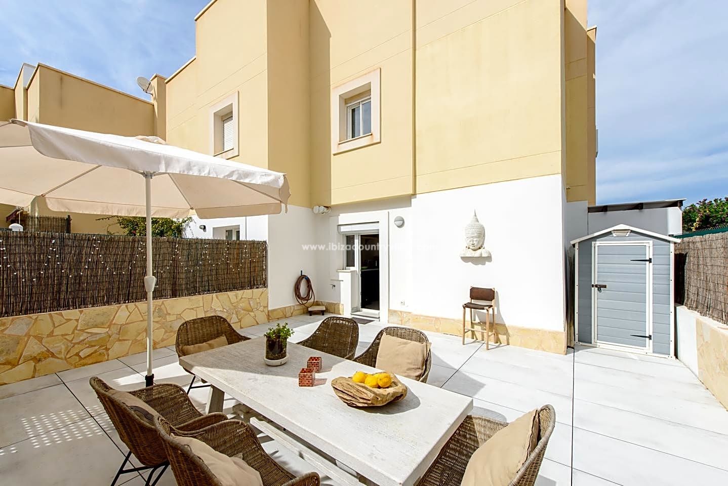 Bright newly refurbished townhouse in Cala Vadella