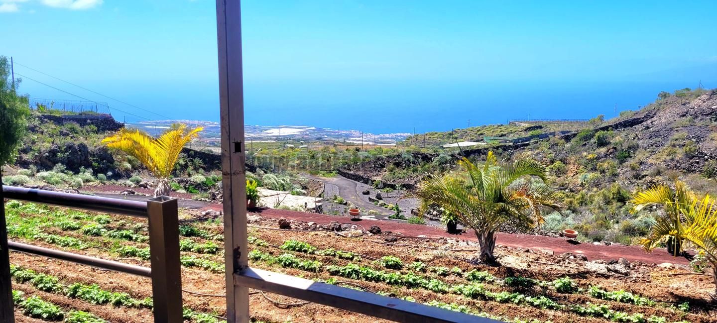 House in Chio - view 1