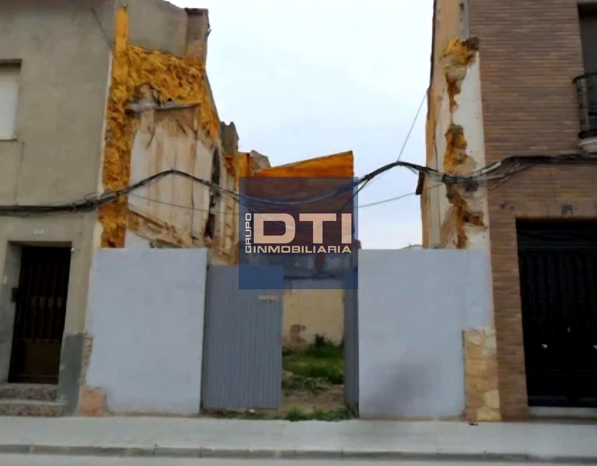 Terreno en La Roda, Albacete de 1023 m2