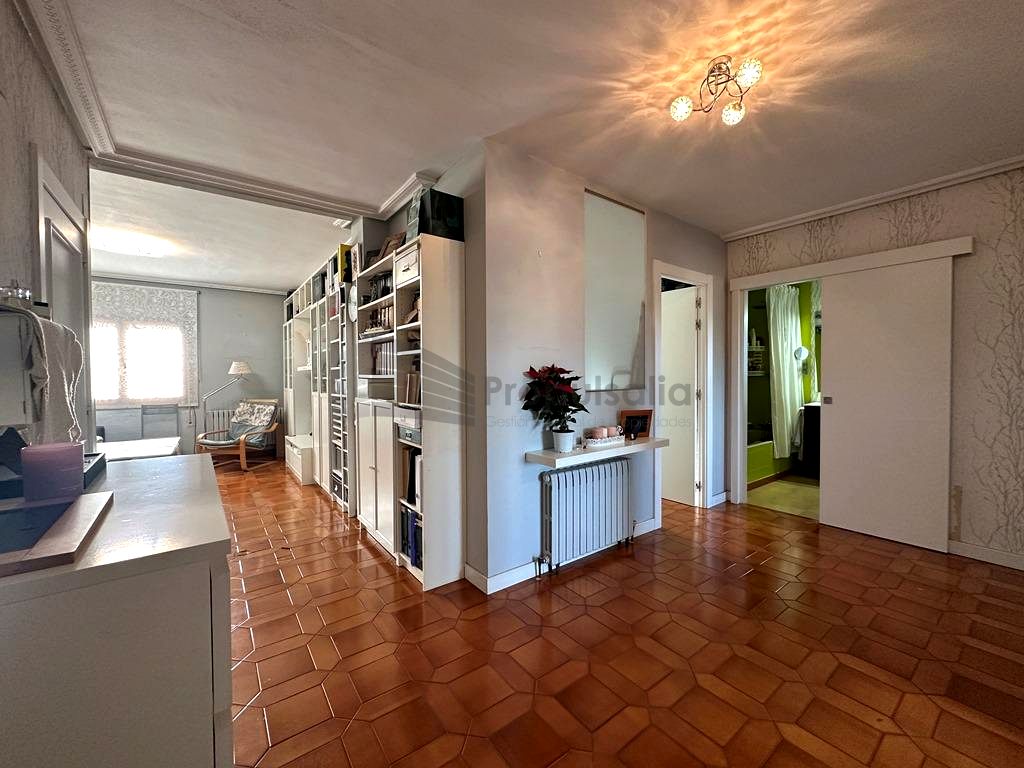 Casa / chalet en Calle de la Reina, Pinseque, Zaragoza de 240 m2