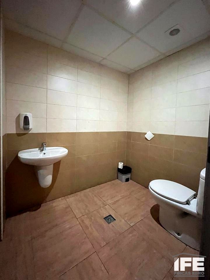 locales-comerciales en alagon · calle-san-antonio-50630 80000€