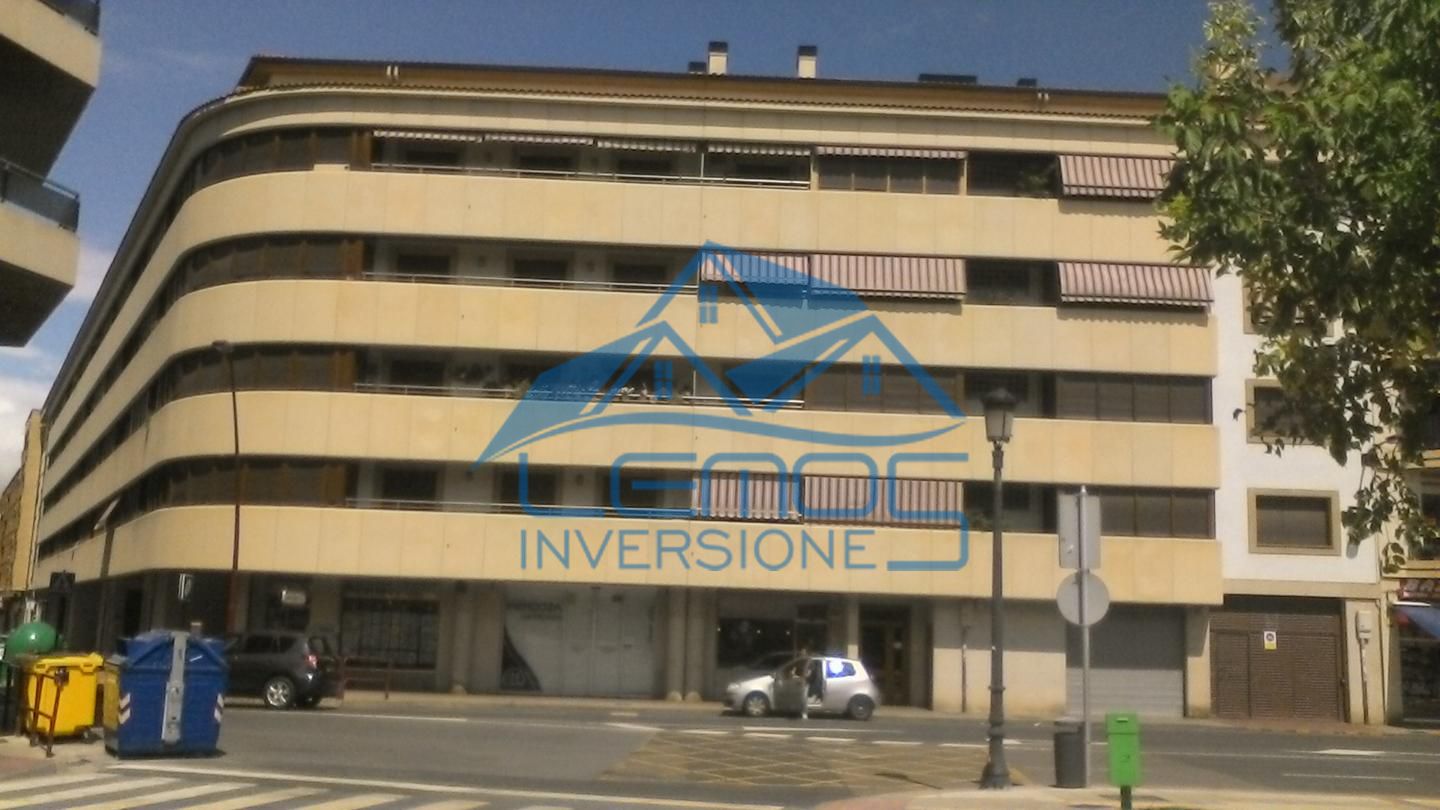 Local en Avenida La Rioja, Haro, La Rioja de 165 m2