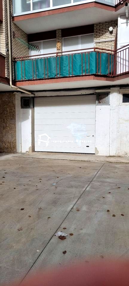 Local en Calle Díaz de Vivar, Medina de Pomar, Burgos de 115 m2