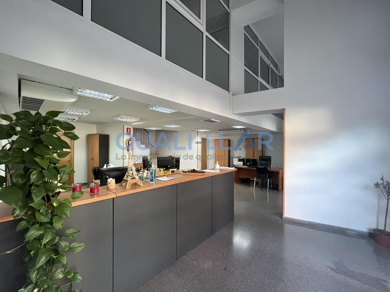 Local en Carrer de Girona, Sant Feliu de Llobregat, Barcelona de 160 m2