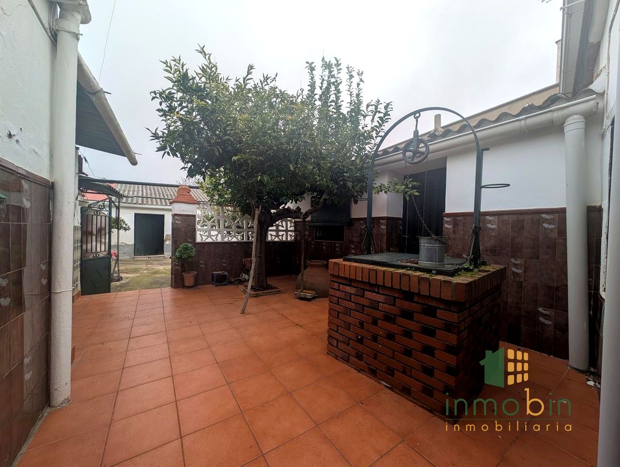 Casa / chalet en Don Benito, Badajoz de 410 m2