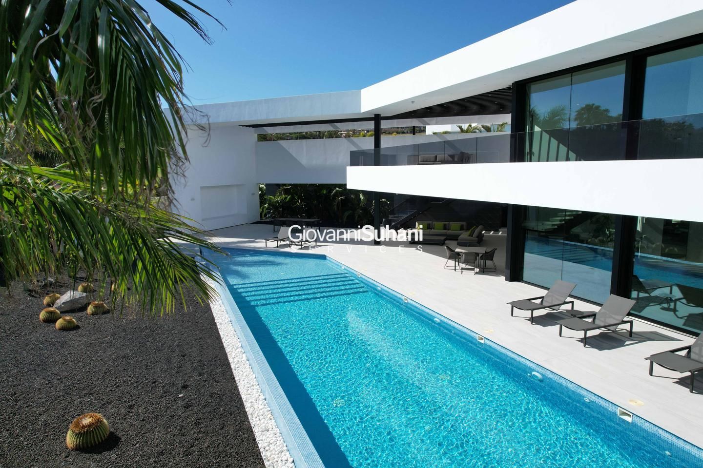 villa en adeje · la-caleta 5400000€