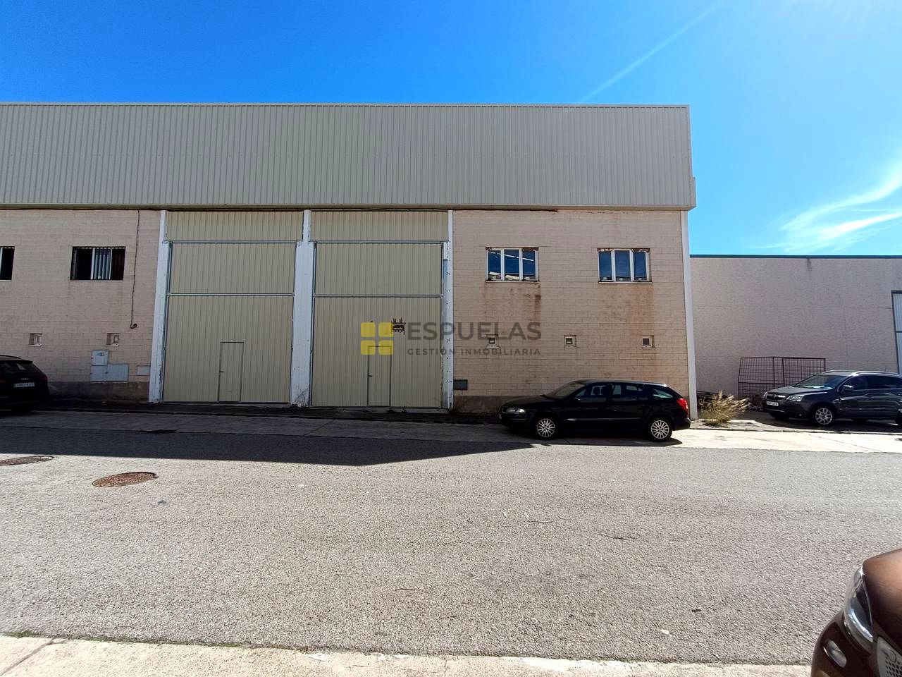 Nave industrial en Mérida 2, Quel, La Rioja de 675 m2