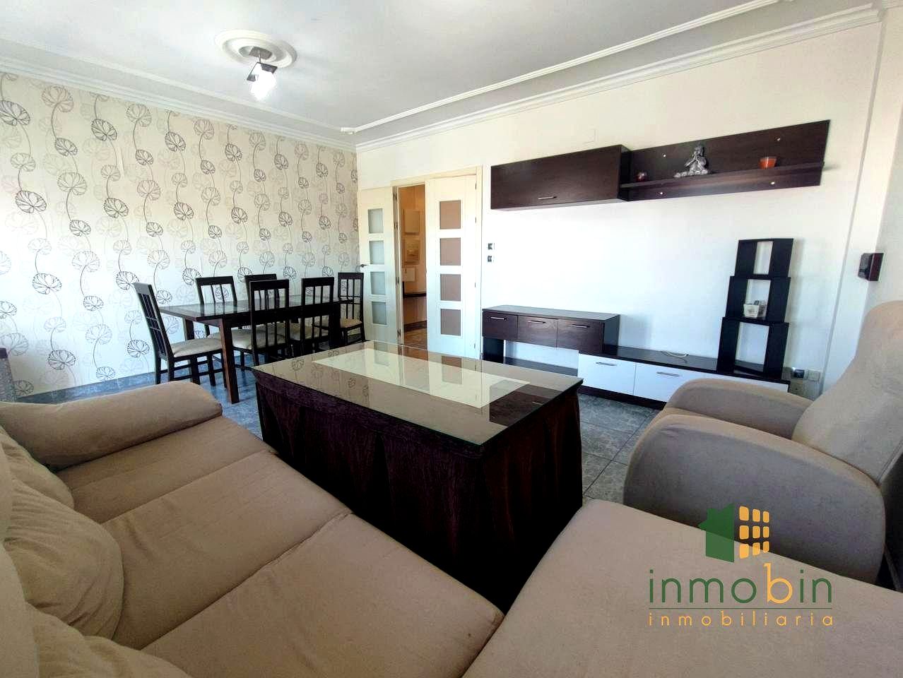 Piso en Calle Alcollarín, Don Benito, Badajoz de 116 m2