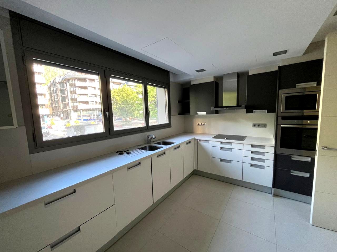 3-bedroom flat for sale in Escaldes-Engordany · 53 of 60