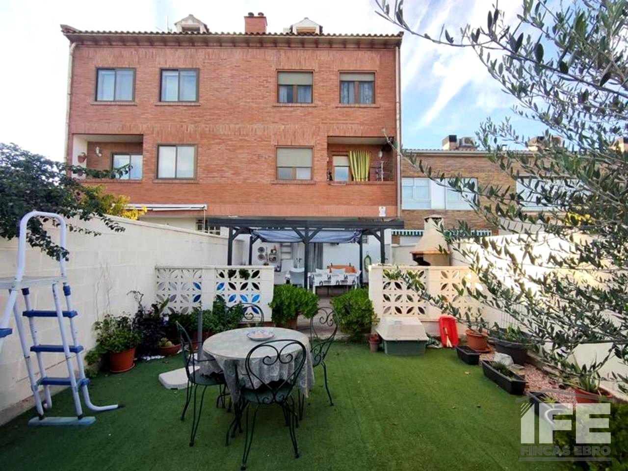 casa en pinseque ·  249500€