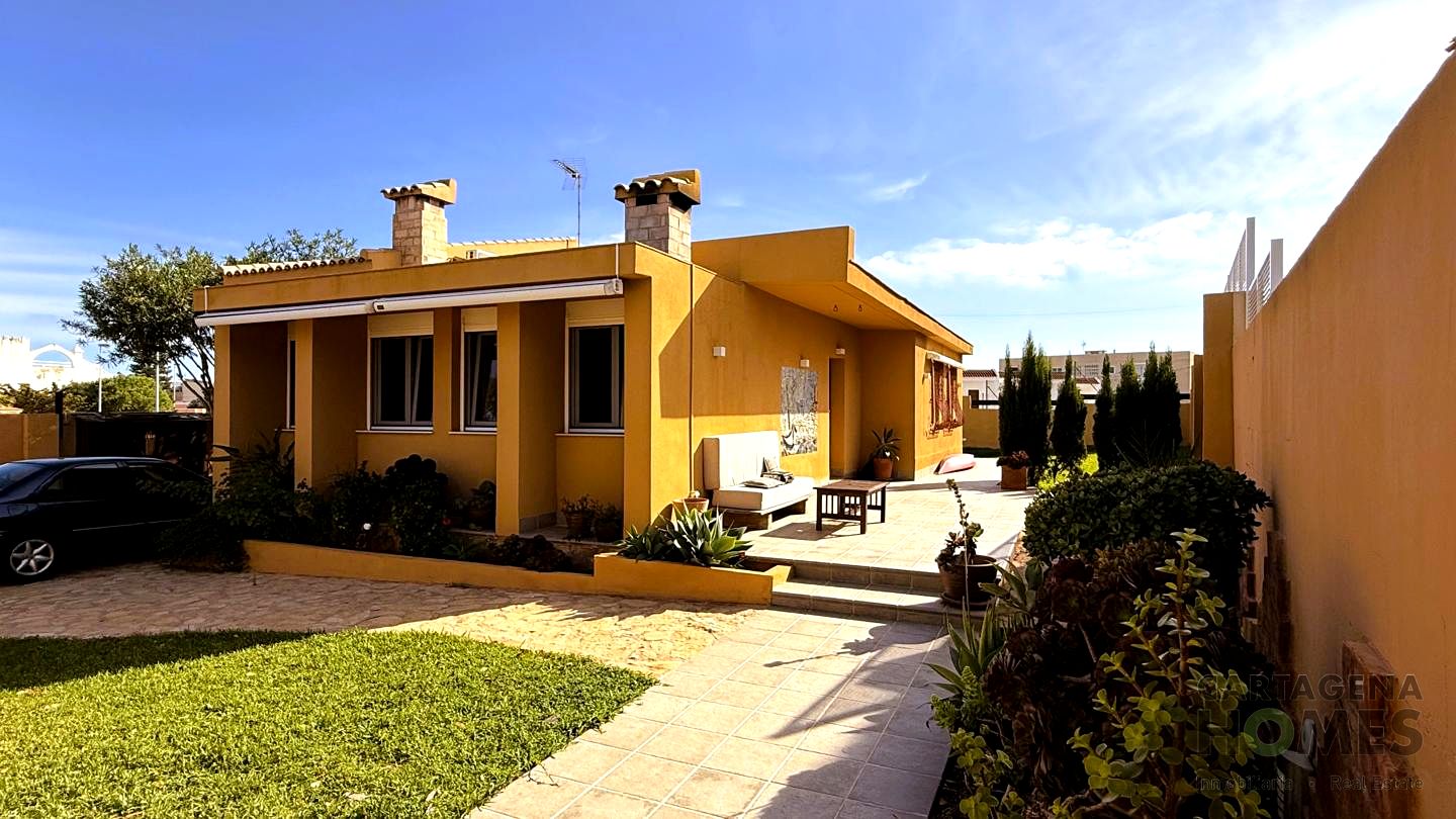 villas en cabo-de-palos · cala-flores 689000€