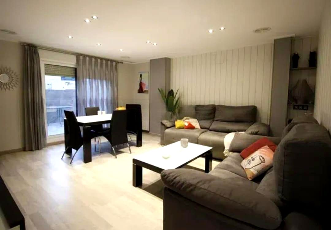 Flat in Calle Alfonso XII, Elche, Alicante of 95 m2
