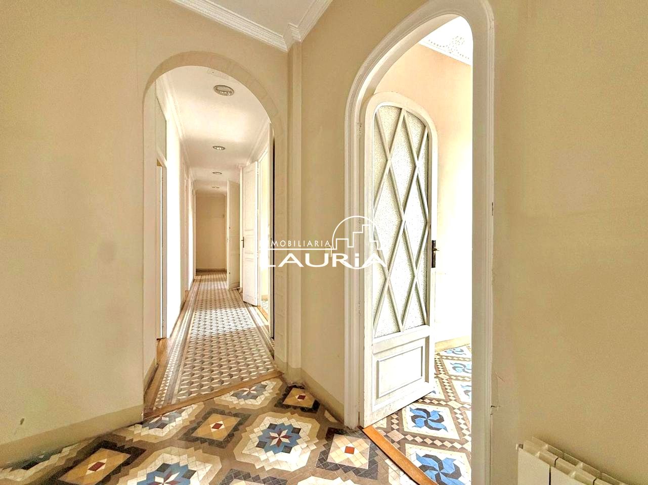 Piso en Eixample, València, Valencia de 235 m2