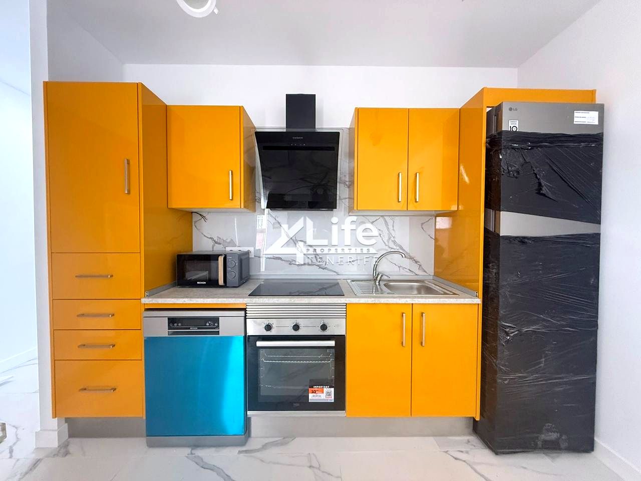 Flat in Calle Ángel Guimerá, El Monte O Guargacho, Santa Cruz de Tenerife of 90 m2