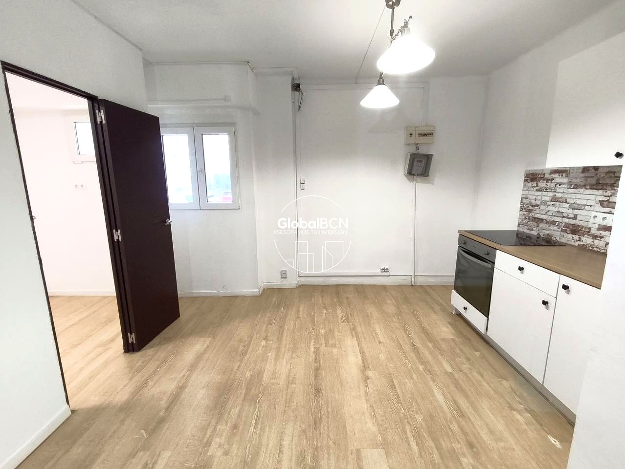 Local en Avinguda Meridiana, Barcelona, Barcelona de 58 m2