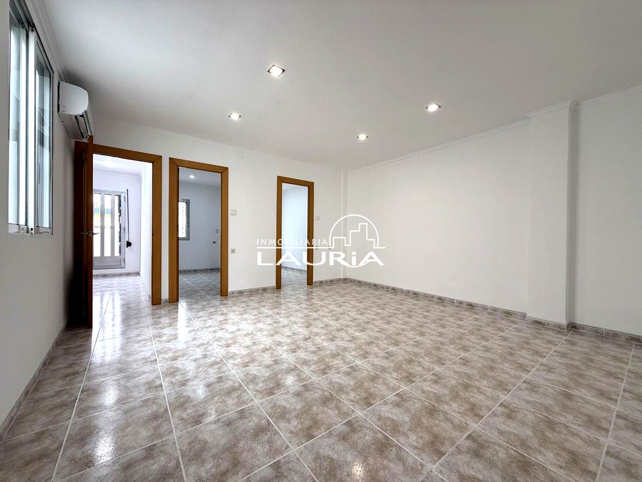 Piso en Carrer de Jeroni Munyós, València, Valencia de 70 m2