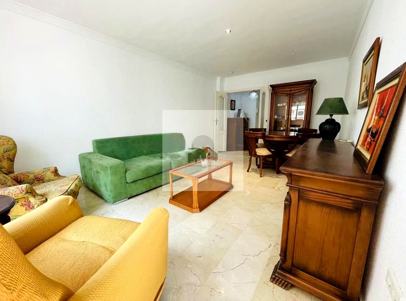 Piso en Calle Jimena, Estepona, Málaga de 98 m2