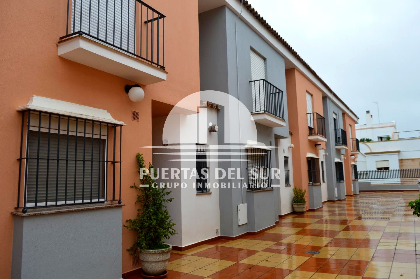 Piso en Avenida Mancomunidad Bajo Guadalquivir, Rota, Cádiz de 118 m2