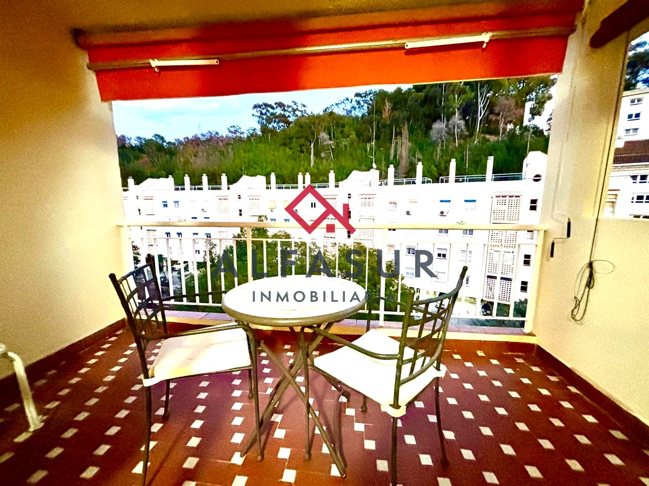 Piso en Avenida las Caballerizas, Málaga, Málaga de 120 m2