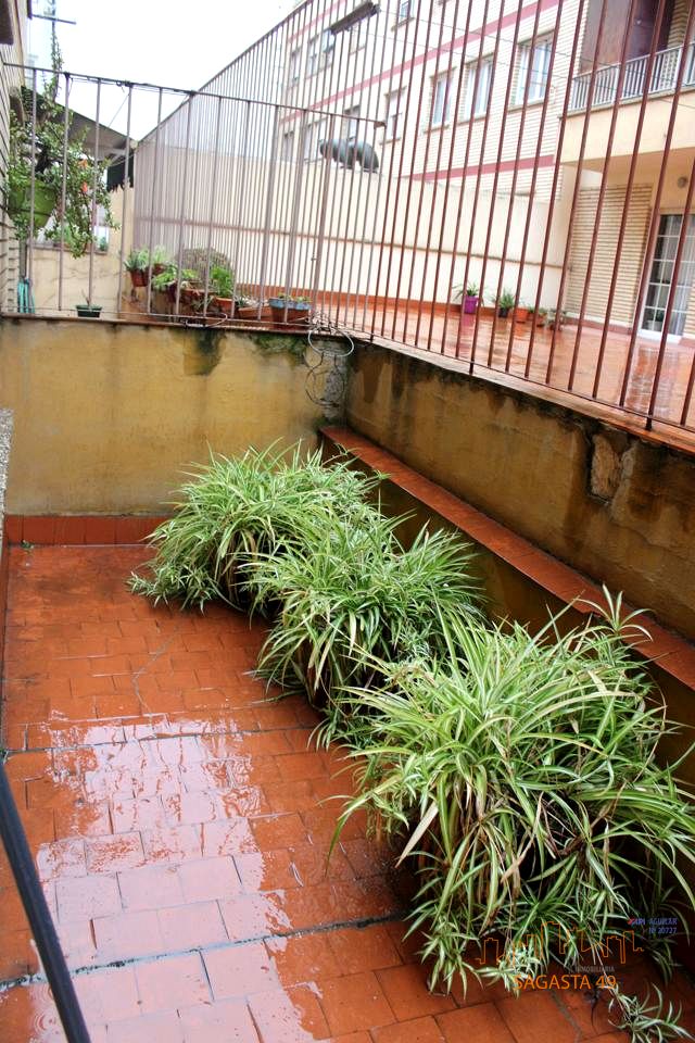 Flat in Zaragoza, Zaragoza of 114 m2