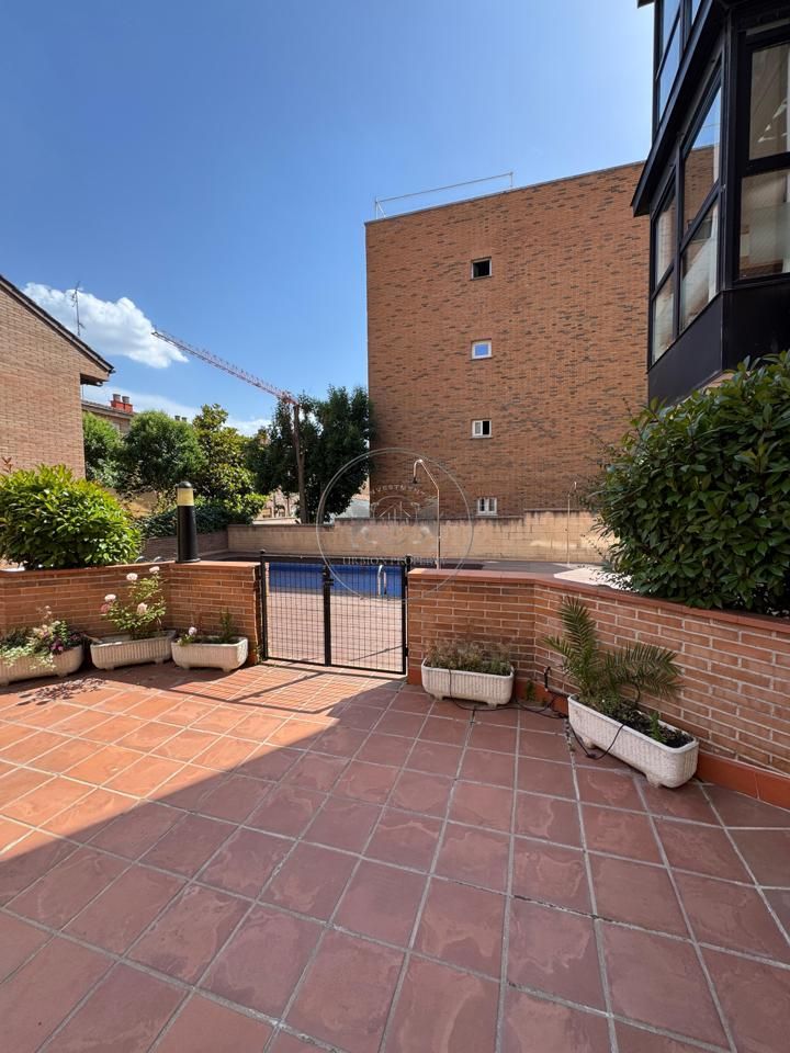 Piso en Calle Duquesa de Castrejón, Madrid, Madrid de 75 m2