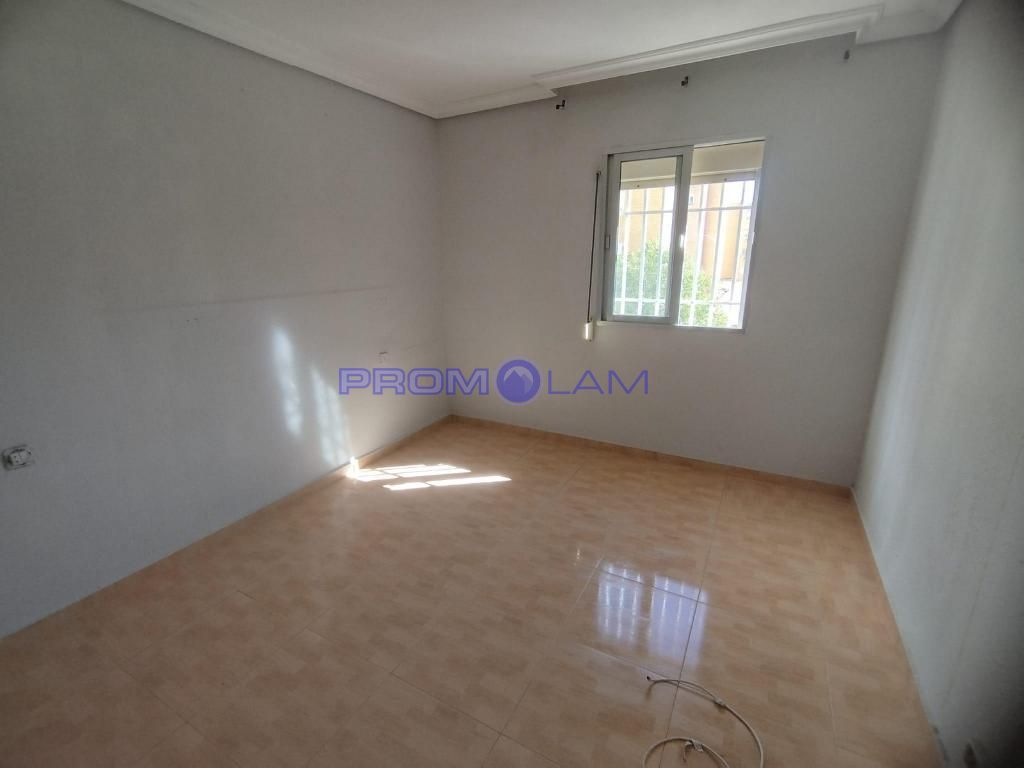 pisos en sevilla · calle-mar-tirreno-41015 169000€