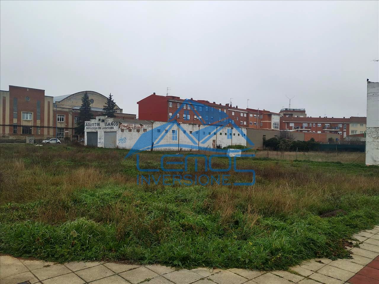 Terreno en Calle Babieca, San Andrés del Rabanedo, León de 216 m2