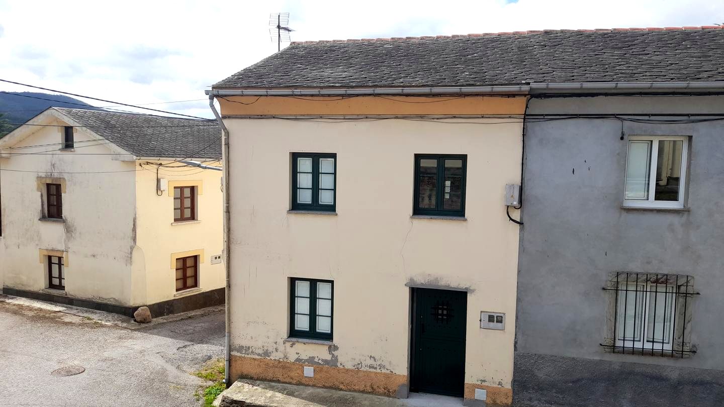 Country house in San Juan, CASTROPOL, Asturias of 160 m2