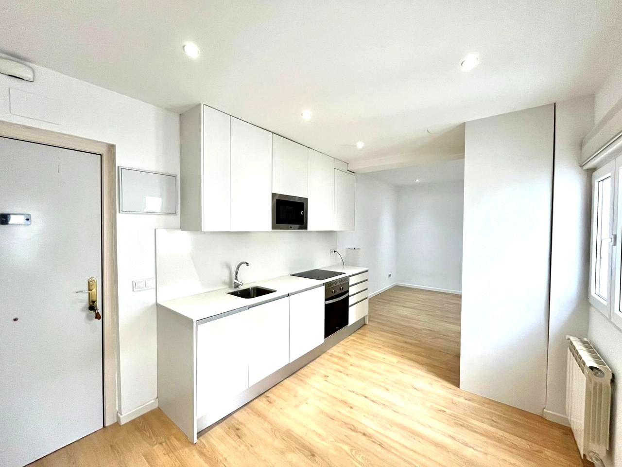 Piso en Calle de Santa Saturnina, Madrid, Madrid de 84 m2