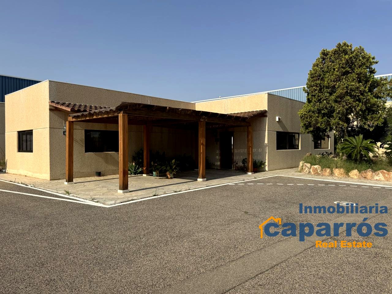 Nave industrial en Antas, Almería de 3380 m2