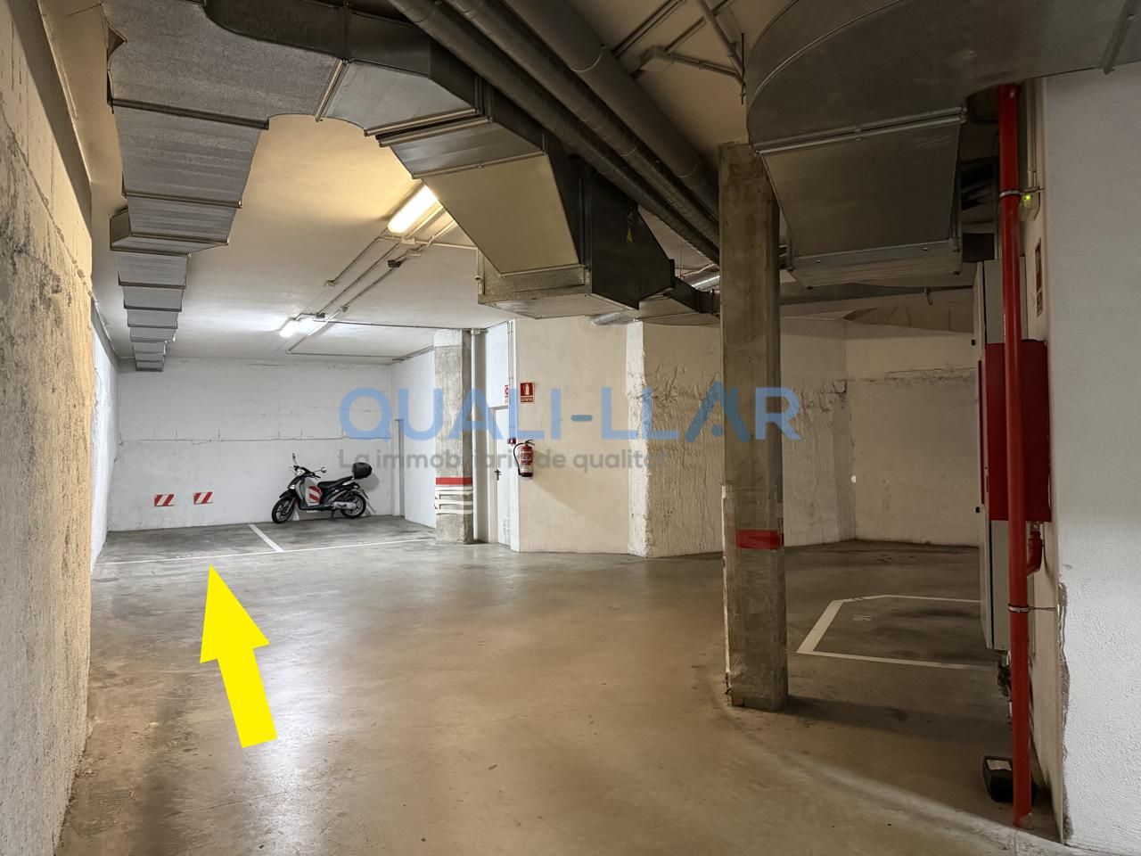 Plaza de parking en Carrer del Marquès de Monistrol, Sant Feliu de Llobregat, Barcelona de 11 m2
