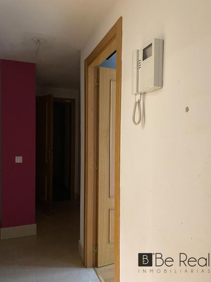 Flat in Calle Mayor, Griñón, Madrid of 111 m2